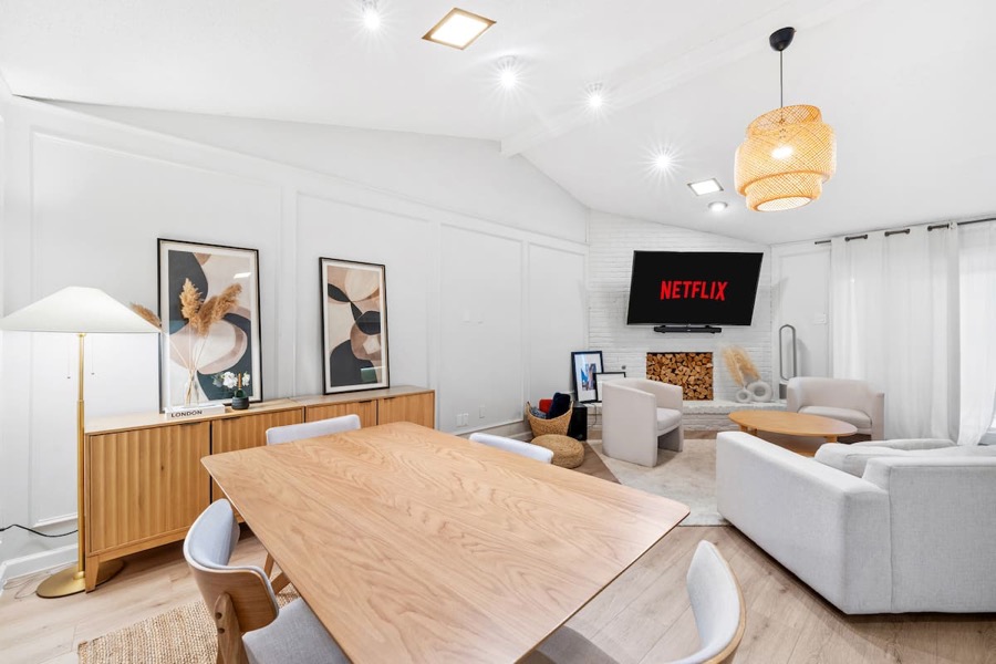 Japandi-styled living and dining room in Richardson, Texas
